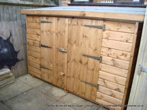 Tool Shed 7x3, Double Doors in Low Side.